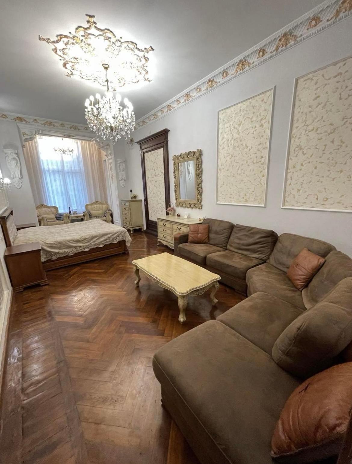 Apartament Barocco On Nekrasov Odessa